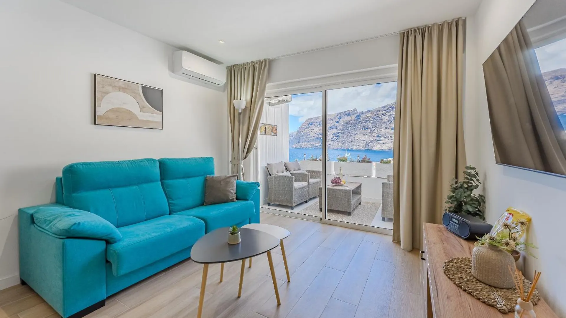 Apartment Vista Magica Beachfront Suite Acantilado de los Gigantes